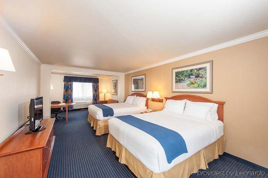 Holiday Inn Express Hotel & Suites - Paso Robles By Ihg Eksteriør billede