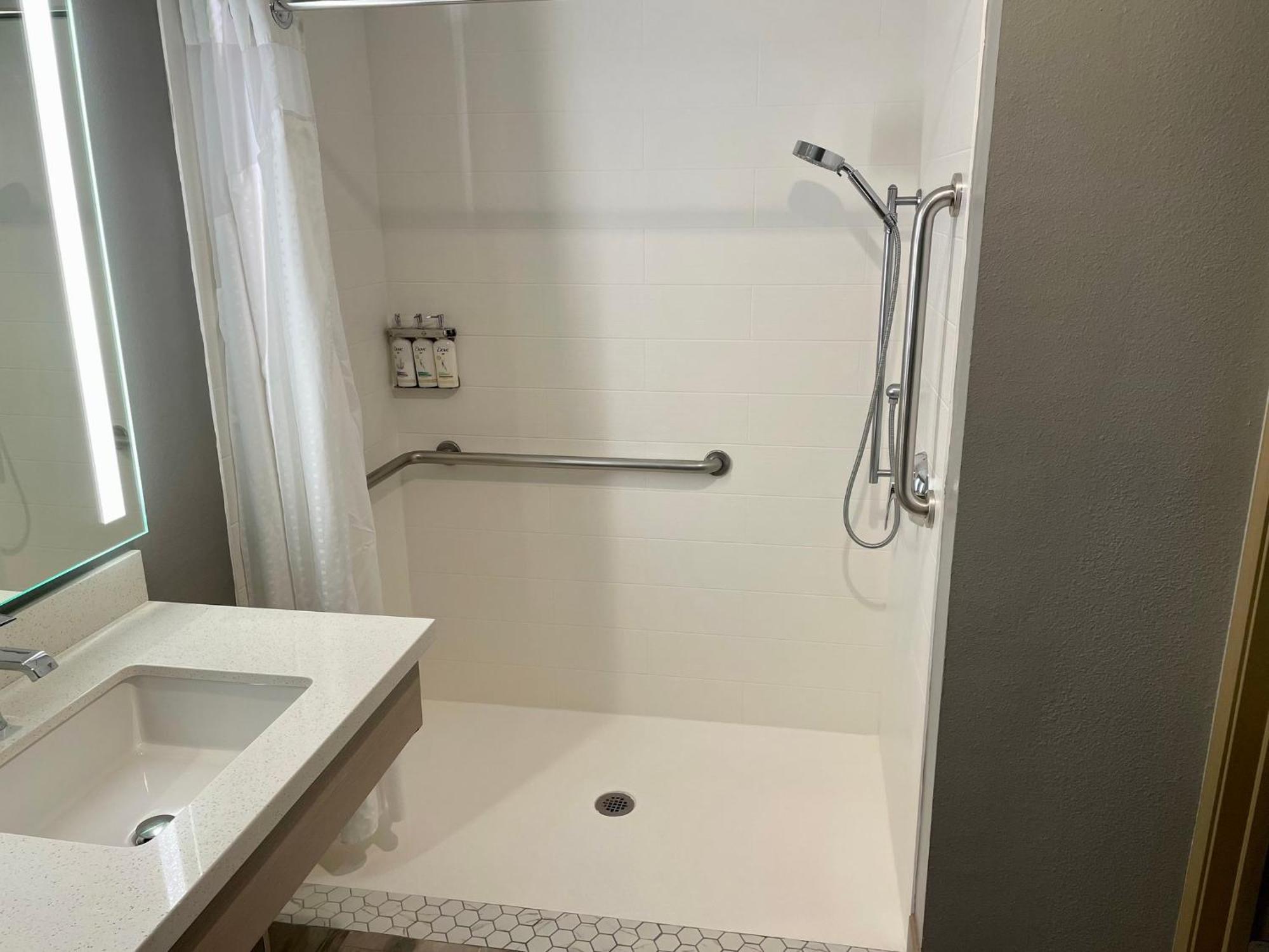 Holiday Inn Express Hotel & Suites - Paso Robles By Ihg Eksteriør billede