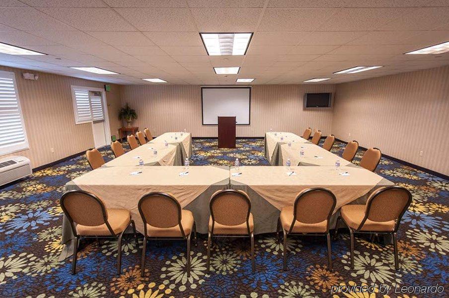 Holiday Inn Express Hotel & Suites - Paso Robles By Ihg Eksteriør billede