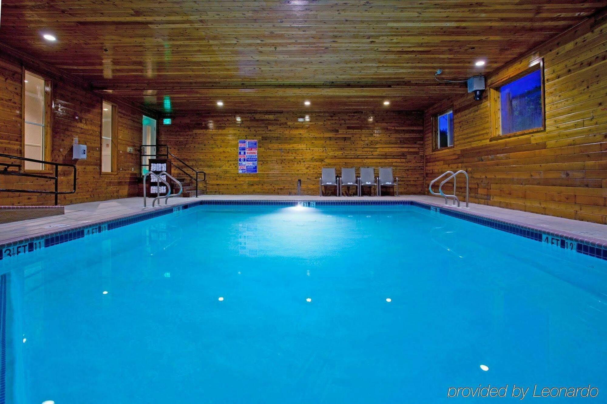 Holiday Inn Express Hotel & Suites - Paso Robles By Ihg Eksteriør billede